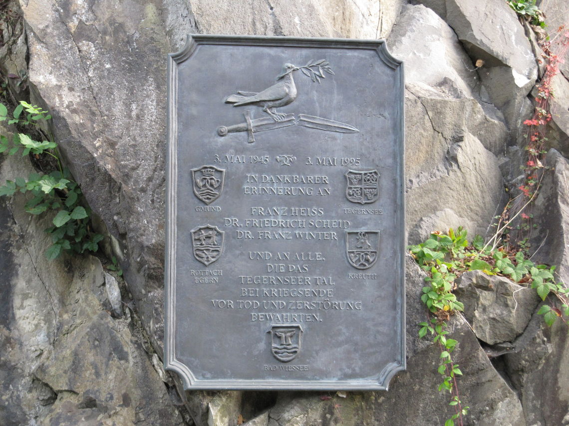 Ehrentafel am Ortsausgang von Bad Wiessee